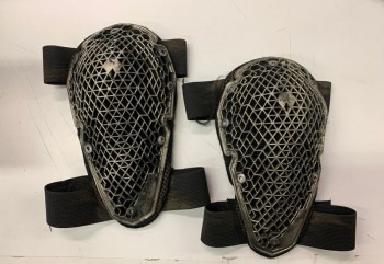 Unisex, Sci-Fi/Fantasy Knee Pads, MTO, Black, Chrome Metallic, Rubber, Synthetic, Diamonds, Solid, OS, Aged/Worn, Rubber Molded Lattice Armor, Silver Metal Studs, Elastic Adjustable Straps with Velcro