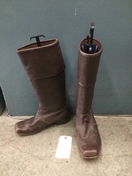 Mens, Historical Fiction Boots , MTO, Dk Brown, Leather, Solid, 11, Pull on Boot. Cuffed Below Knee. Square Toe
