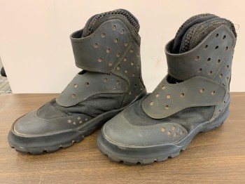 Mens, Sci-Fi/Fantasy Boots , OAKLEY, Black, Synthetic, 8, Gortex and  Brushed Plastic Ankle Boot with Lace Ups Hidden Under Velcro Cross Over Straps