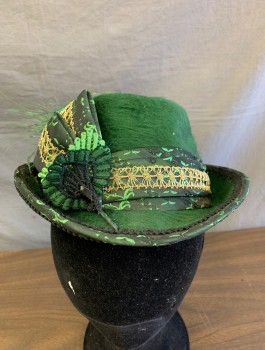 Womens, Historical Fiction Hat, N/L MTO, Forest Green, Black, Gold, Wool, Silk, Solid, Floral, Plush Felt, Fedora-like Shape, Floral Brocade Band with Gold Metallic Trim, Green Feathers, Made To Order, Victorian, Matching Outfit See FC044363