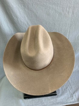 Mens, Cowboy Hat, BAILEY, Tan Brown, Wool, 7 3/8, Brown Hat Band with Silver Conchos in Front, Misshapen