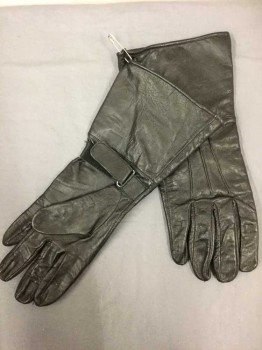 Unisex, Sci-Fi/Fantasy Gloves, N/L, Black, Leather, Gauntlet Style, Self Strap W/Velcro Closure At Wrist