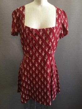 FLYNN SKYE, Maroon Red, Beige, Cream, Rayon, Geometric, Maroon with Beige and Cream Abstract Pattern Crepe, Short Sleeves, Square Neck, A-Line Skirt, Hem Above Knee