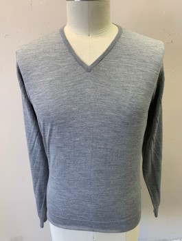 JOHN SMEDLEY, Gray, Wool, Solid, Knit, V-neck, Long Sleeves