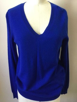 C BY BLOOMINGDALES, Blue, Cashmere, Solid, V-neck, Long Sleeves,
