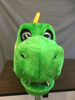 Unisex, Walkabout, NO LABEL, Green, Faux Fur, C:46, Dragon, HEAD Yellow Dots & Spikes, Package Includes, Body, Wings, Gloves And Booties, 5'11" Maximum Height