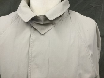 LONDON FOG, Putty/Khaki Gray, Polyester, Solid, Button Front, Hidden Placket, Collar Attached, Separate Button Tab at Collar, Raglan Long Sleeves, Button Tabs at Cuffs, Back Vent, Self Belt with Buckle, Belt Loops, Button Detachable Lining