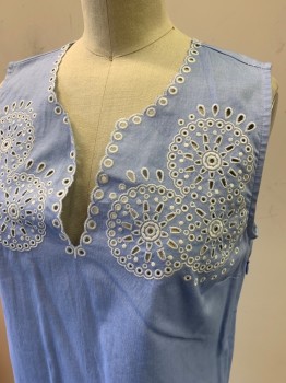 J CREW, Cornflower Blue, White, Cotton, Solid, Medallion Pattern, Slvls, Round Neck with Slit, Circle Cutout Embroidery