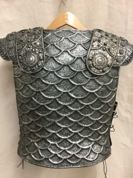 Mens, Historical Fict. Breastplate , Silver, Fiberglass, Reptile/Snakeskin, 42, Fish Scale, Molded Fiberglass, Lacing/Ties Both Sides, Detachable Molded Fiberglass Epaulets With Studs And Medallions Snap On