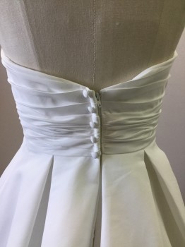 Womens, Wedding Gown, DAVID'S BRIDAL, White, Polyester, Solid, 6, Strapless, Boned Horizontal Pleated Sweetheart Bodice, Rouched Cummerbund Waistband, Back Zipper, Full Box Pleated Skirt with Built in Slip and Crinoline