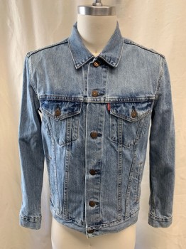 LEVI'S, Lt Blue, Cotton, Solid, Button Front, Collar Attached, 4 Pockets, Button Cuff, Button Tabs at Back Waistband