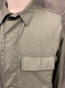 PROPPER, Dk Olive Grn, Cotton, Polyester, Solid, Button Front, Hidden Placket, Collar Attached, 4 Flap Pockets, Long Sleeves, Button Tab Cuff
