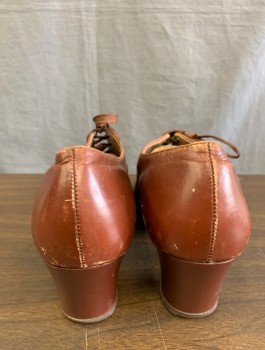Womens, Shoes, DR.SCHOLL'S, Brown, Leather, Solid, 8, Lace Up Brogues/Oxfords, Mesh Panel at Toe, Cutouts Along Sides, 2" Heels, in Fair Condition with Minor Scuffing at Toe