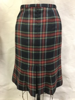 JONES NEW YORK, Black, Forest Green, Red, Yellow, White, Wool, Plaid, Back Zipper, Fitted, Back Inverted Box Kick Pleat, Subtle Gores
