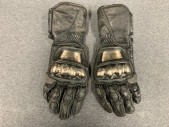 Mens, Leather Gloves, DAINESE, Black, Leather, M, Motorcycle Gloves, Padded, Velcro Wrists, Velcro Tab Wrist Buckle, Metal Knuckles