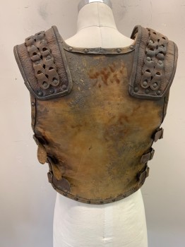 Mens, Historical Fict. Breastplate , NL, Brown, Leather, OS, Woven Leather on Shoulder Straps, Side Straps & Buckles, Studded Trim, Molded Abs, Aged/Distressed