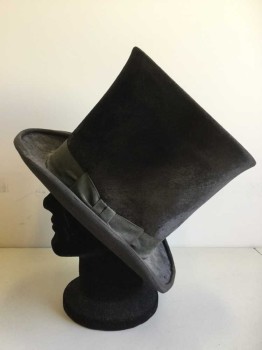 Mens, Top Hat, MTO, Black, Silk, Solid, 62Grth, 25", Oversized Top Hat, Panne Velvet, Aged With Paint, To Simulate Beaver Top Hat, Dark Gray Grosgrain Ribbon