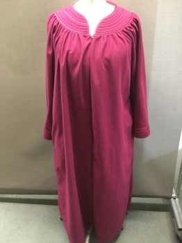 Womens, SPA Robe, PARTNERS, Magenta Pink, Polyester, 2X, Velour, Satin Ribbon on Yoke, with Quilted Rows, Zip Front, Long Sleeves,