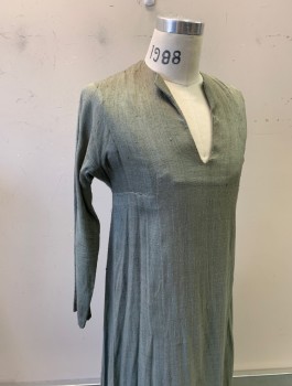 Mens, Historical Fiction Tunic, N/L MTO, Slate Gray, Solid, C:36, Raw Silk, L/S, Floor Length, Round Neck with V Notch, Aged/Dirty, Raw Edges at Wrists, Made To Order