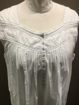 EIL, White, Cotton, Pale Pale Ice Blue But Will Read White, Sleeveless, V-neck, Lace, Pullover, Pearl Buttons,  Pleated Front Into Yoke, Barcode Located on Right Side of Yoke, Double,