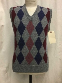 Mens, Vest, LE ROY, Heather Gray, Navy Blue, Red Burgundy, Dusty Rose Pink, Wool, Diamonds, M, Heather Gray, Burgundy/ Navy/ Dusty Rose Diamond Print, V-neck,