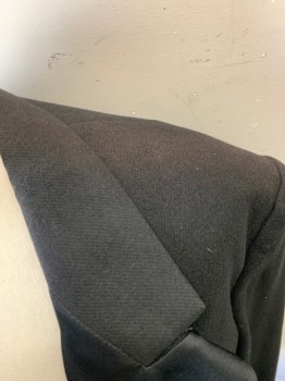 Mens, Tailcoat 1890s-1910s, FOX339, Black, Wool, 40R, Satin Peaked Lapel, Double Breasted, 4 Buttons, Fabric Covered Buttons, Open Front
*Sunburnt Shoulders