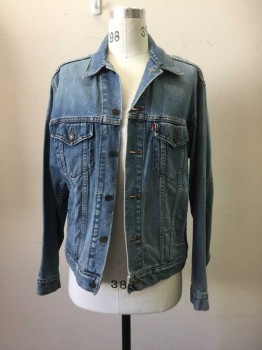 Mens, Jean Jacket, LEVI'S, Lt Blue, Cotton, Solid, M, Button Front, Collar Attached, Long Sleeves, 4 Pockets, Button Tab Side Back Waist