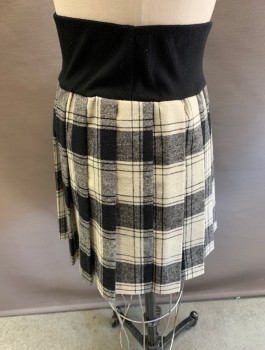 Aqua, Black, White, Polyester, Wool, Plaid, Thick WB, with Pleated Skirt.