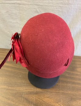 Womens, Cloche, TRIXIE, Wine Red, Wool, Solid, Novelty Bird Hair Piece Attached with a Safety Pin, Felt Band with Bow Detail