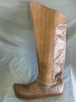 Mens, Historical Fiction Boots , MTO, Chestnut Brown, Dk Brown, Leather, Straw, 12, Made To Order, Pull On, Pointed Toe with Curve, Woven Raffia, * Hole in Left Back Seam*
