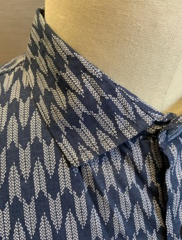 SLATE & STONE, Navy Blue, White, Cotton, Geometric, Repeating Arrows Pattern, Short Sleeves, Button Front, Collar Attached, No Pockets