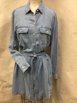 GAP, Lt Blue, Gray, Cotton, Heathered, Heather Light Blue Chambray, Collar Attached, Button Front, 2 Pockets W/flap, Long Sleeves,