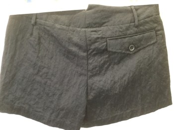 ELIZABETH & JAMES, Black, Polyester, Solid, Crinkled, Zip Front, Pleated, Back Flap Pocket, Evening Shorts