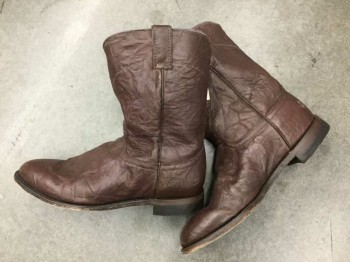 JUSTIN, Brown, Leather, Solid, Wrinkled Texture Leather, No Embroidery, Self Piping, 1" Heel, **Light Scuffing at Toes