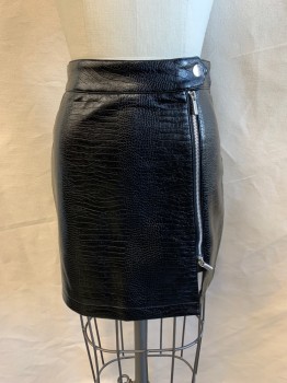 TOPSHOP, Black, Poly/Cotton, Viscose, Reptile/Snakeskin, Pleather, Snap Front, Zipper at Left Front