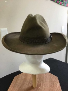 AKUBRA, Brown, Wool, Solid, Dk Brown Braided Leather Belted Hat Band, Aged/Distressed,  See Photo Attached,