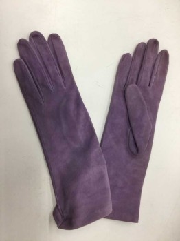 Womens, Leather Gloves, SERMONETA, Lavender Purple, Suede, Solid, 7 1/2, Long Wrist, See Photo Attached, Slightly Dirty Fingers, 1 Small Red Spot on Middle Finger Left Glove