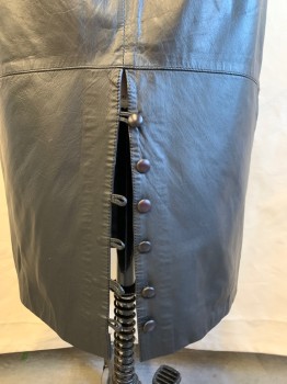 Womens, Skirt, GIII, Black, Leather, Solid, H 36, W 27, 9/10, Long Leather Skirt, 1" Waistband, Slit Back with Button Loops, Zip Back