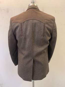 Mens, Sportcoat/Blazer, CIRCLE S , Brown, Polyester, Heathered, 40R, Western Style, Brown Solid Yoke & Trim, Notched Lapel, Single Breasted, Button Front, 2 Buttons, 2 Pockets