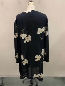 J. PETERMAN CO, Black, Cream, Silk, Floral, Round Neck, 1 Button At Neck, Sheer, Side Vents