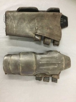 Dk Brown, Leather, Cotton, 1 Pair Of Gauntlets