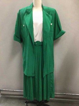 Womens, 1980s Vintage, Suit, Jacket, CLASSICS, Kelly Green, White, Polyester, Polka Dots, 18W, Short Sleeve,  Cuffed Hem, Two Chest Pockets, White Plastic Buttons, Side Vents