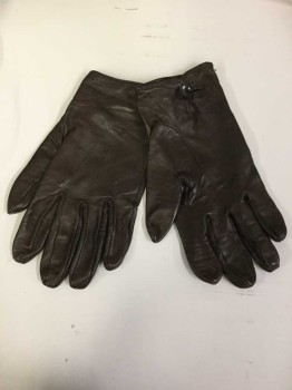 Mens, Leather Gloves, DENTS, Dk Brown, Leather, Solid, M/L, GLOVES:  Dark Brown, 3 Seams On Top, 1 Button