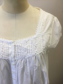 Womens, Nightgown, EILEEN WEST, White, Cotton, Solid, S, Cap-Sleeve, Square Neck, Floral Lace Trim at Neckline and Sleeve Openings, 7 Tiny Flower Shaped Buttons at Center Front, Mid Calf Length