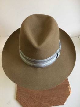 Mens, Fedora, AKUBRA, Camel Brown, Gray, Wool, Rayon, Heathered, 22 5/8, 7 1/4, 57.5cm, Soft Sized, Wide Brimmed, High Crown with Grey Stripe Grosgrain Hat Band, Retro 1940s