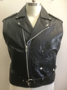 Mens, Leather Vest, X ELEMENT , Black, Leather, Solid, Novelty Pattern, 50, Silver Metal Zipper, 4 Pockets, Self Belt, Epaulets, Patches "the Vicious Cycles, New York" Wolf with Cigar, Quilted Lining, Modeled on a 44, Motorcycle