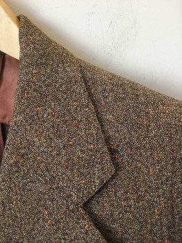 M, Brown, Black, Orange, Red, Cream, Wool, Viscose, Tweed, Wide Notched Lapel. 3 Button Single Breasted.. 2 Pockets with Flaps & 1 Welt Pocket. Small Hole at Left Front Shoulder.. Brown Half Lining