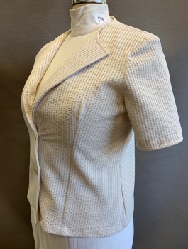 N/L, Ecru, White, Polyester, Seersucker, Stripes - Vertical , Short Sleeved Blazer, Pointed Lapel, 2 Buttons, Lightly Padded Shoulders, Late 1970's
