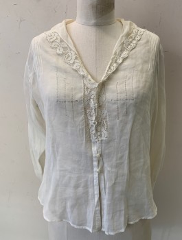 N/L, Off White, Cotton, Solid, Sheer Batiste, L/S, Tiny Buttons in Front, Sailor Style Collar with Rounded Back, Lace Trim, Pintucks at Shoulders, Mended