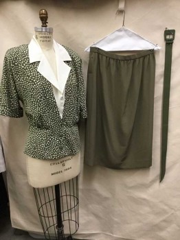 LIZ ROBERTS, Olive Green, Cream, Polyester, Abstract , Solid, Top, Olive W/cream Abstract Print with Cream Notched Lapel Overlap W/snap Front, Short Sleeves W/fold Over Cuffs, Detached BELT:  Olive Reptile, W/self Buckle